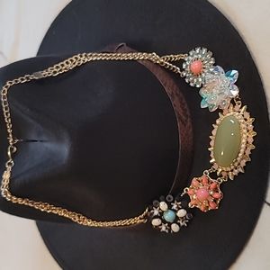 Plunder statement necklace